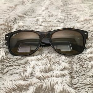 Polarized New Wayfarers